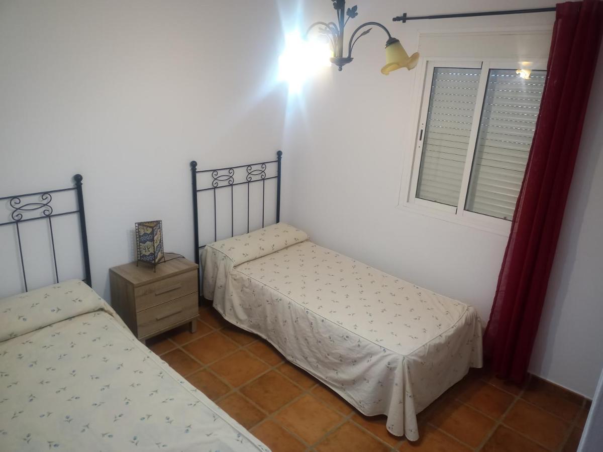 Ferienhaus Casa Familiar 150 Metros De La Playa El Palmar *